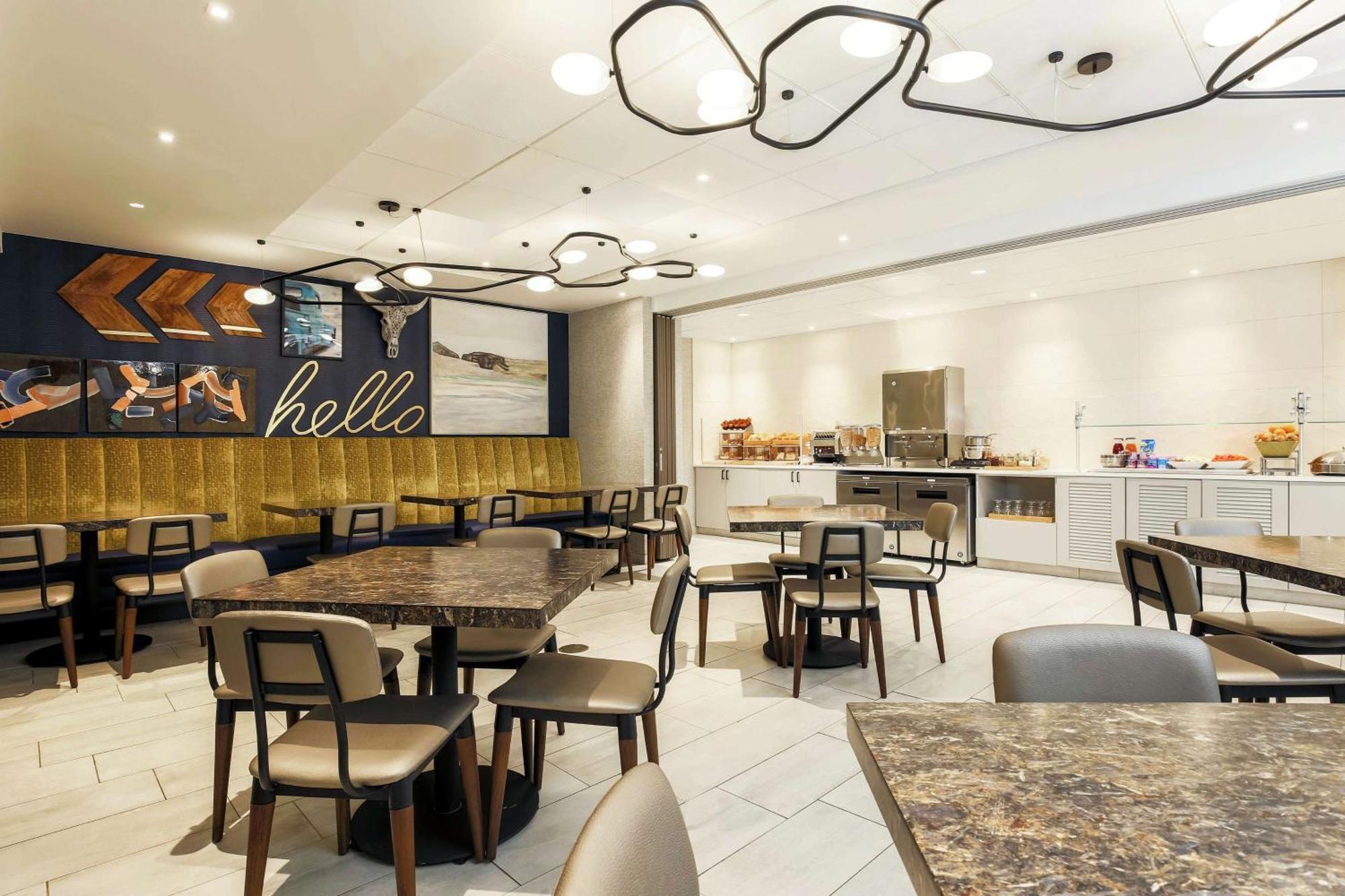 Doubletree By Hilton Austin-University Area Экстерьер фото
